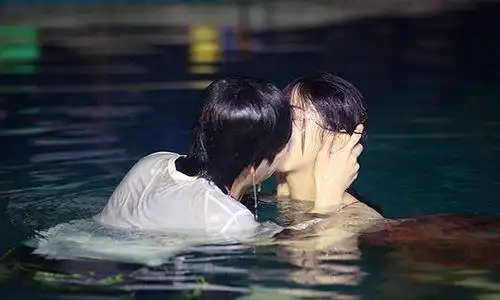 做个节目尺度都这么大难怪吴京说女生千万别进娱乐圈