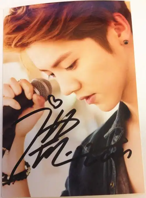 [签名照]鹿晗电影《重返20岁》主题曲《我们的明天》亲笔签名照a代购