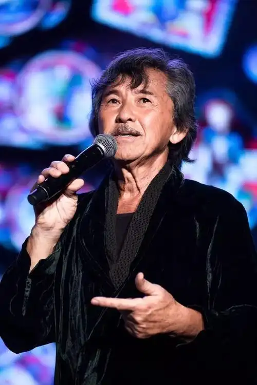 香港乐坛四位40后的殿堂级男歌手,谁才是你心目中的第一?