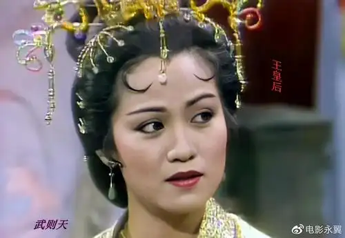 惠天赐与斑斑,都是影视圈的知名演员,珠联璧合,万分匹配,怎奈天不从人