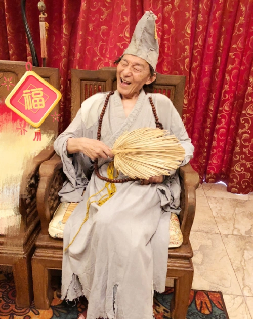 《济公》经典之作已播出34年,扮演者游本昌曝拍戏的食物都是坏的