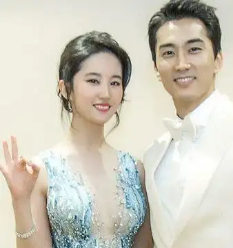 刘亦菲不再隐瞒如果当初选择他的话糯米团子都有好几个了