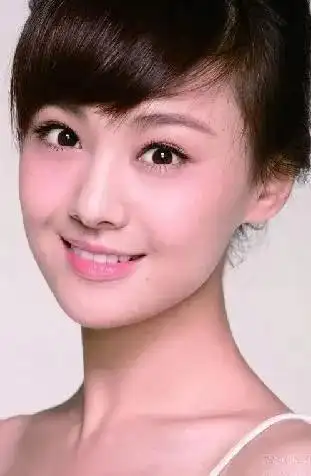 演员郑爽的个人资料简介郑爽和张恒的故事