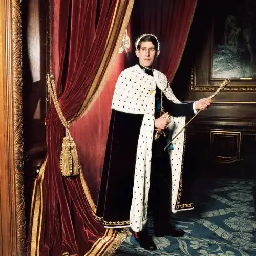 英国皇室80年时尚肖像变迁,从玛格丽特公主到尤金妮经历了什么?