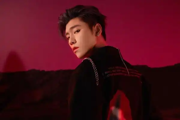 王子异代言新品上市! 潮牌acupuncture教你玩转秋冬至潮元素