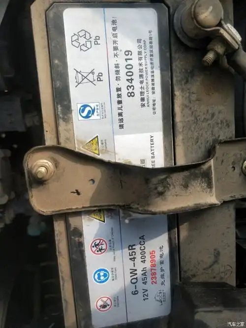 【图】随手拍,宏光原车电瓶_五菱宏光论坛_汽车之家论坛