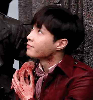 张艺兴帅气短发男神gif动图_动态图_表情包下载_soogif