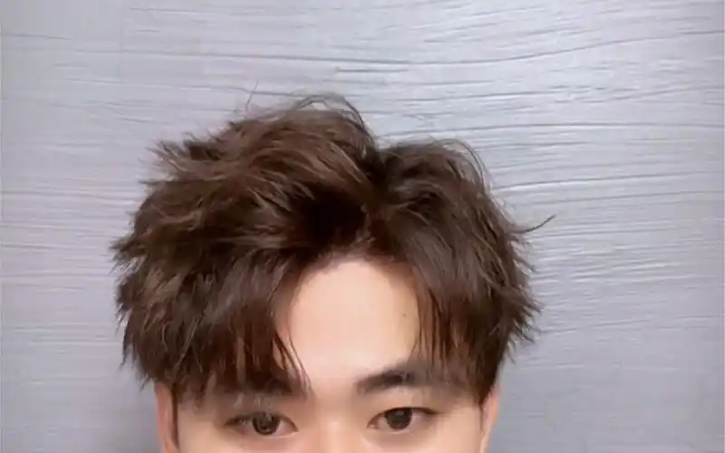 不想烫头发的男生,不妨在家试试这款纹理四六分造型##男士造型教程