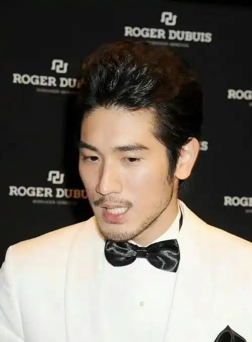 高以翔爸爸去世,与儿子忌日相差一天,最后露面很憔悴_高宇_母亲_节目