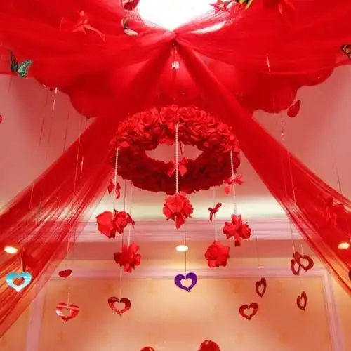 新款创意婚房婚庆装饰拉花套装结婚布置用品浪漫卧室纱幔花环花球