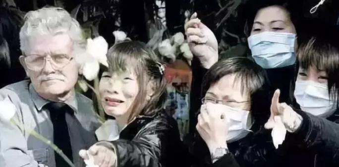 张柏芝养小鬼的故事早翻篇了为什么迷信传说还是越传越凶