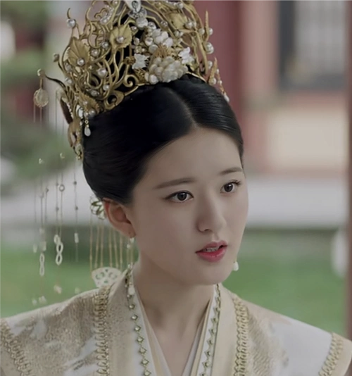 赵露思且试天下