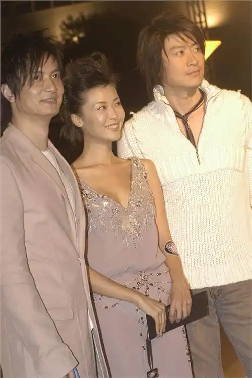 佳人黄龄图像 李泉女友是谁?黄龄材料简介及相片【组图】 / 比乐族