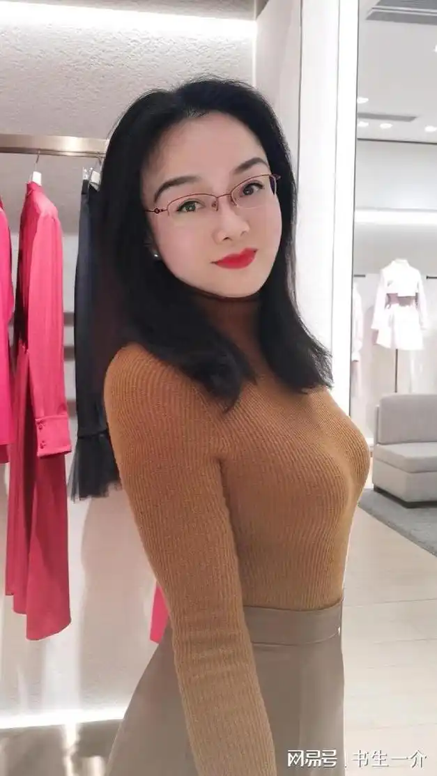 说得难听点,我这个年纪的女人还有什么好担心的,又不是小女孩了,有