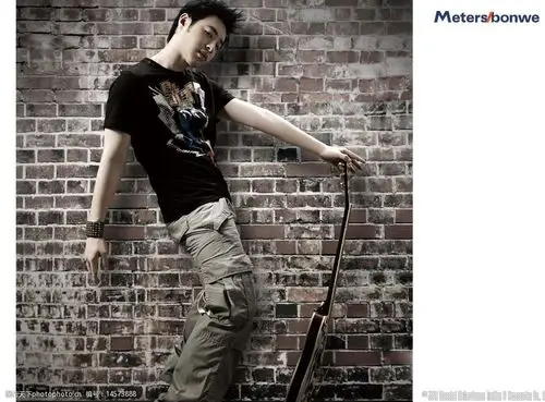 关键词:美特斯邦威 美特斯邦威代言人 潘玮柏      其他 广告设计