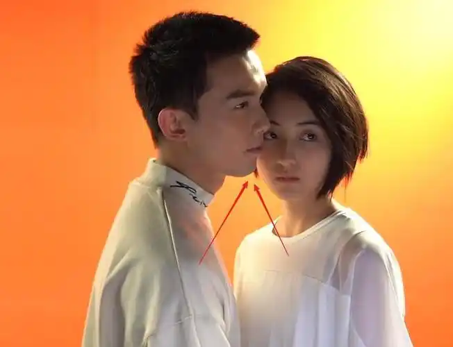 吴磊张子枫贴脸合影cp感十足看到吴磊看张子枫的眼神我酸了