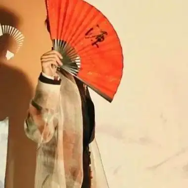 安奈折扇男头:昨夜风雪落满头今男生头像