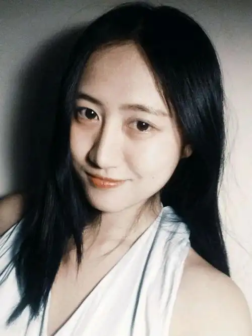 p>陈粒,1990年7月26日出生于贵州省 a target="_blank" href="/item