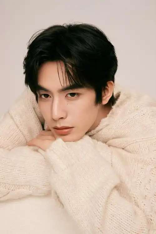 宋威龙超话92#新年快乐#@宋威龙99新年快乐新的开始意味着新的期待