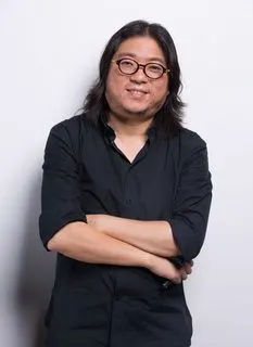 其祖父名高景德,清华大校长也.