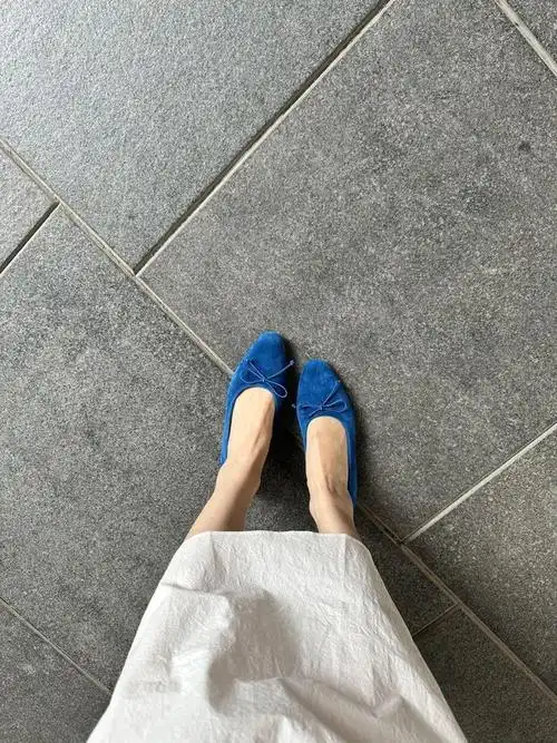 30度了! 穿了裙子也别忘换鞋