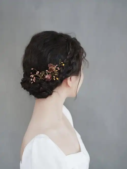 法式编发造型这是你在找的那款编发造型吗