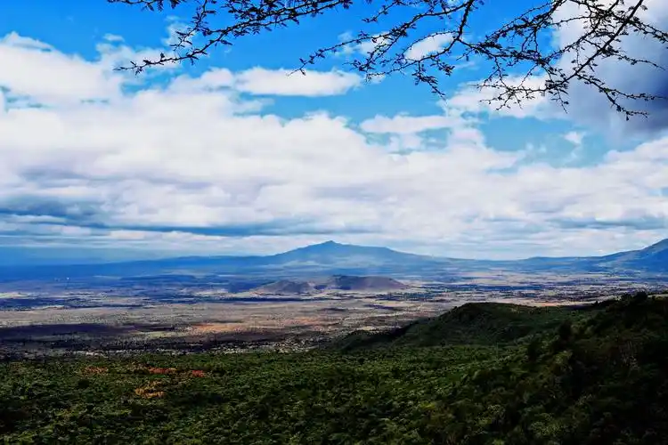 "非洲第一峰"一一[乞力马扎罗山峰]