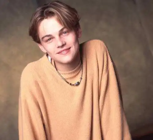 世界各国的男神"发福"照片,小李子就算了,看到国内的有点忍不了