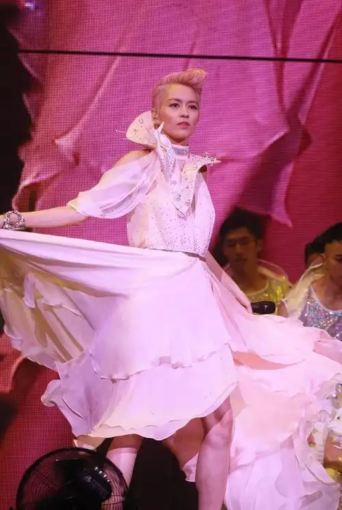 2023梁咏琪广州演唱会(8月5日)演出详情及门票价格