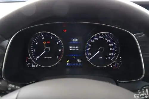0l 尊崇版仪表盘汽车图片-汽车图片大全】-易车