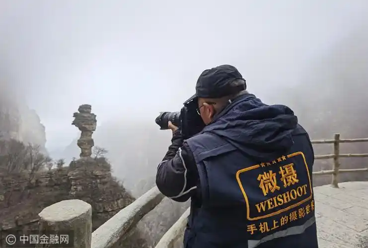 微摄正成为摄影者的提款机