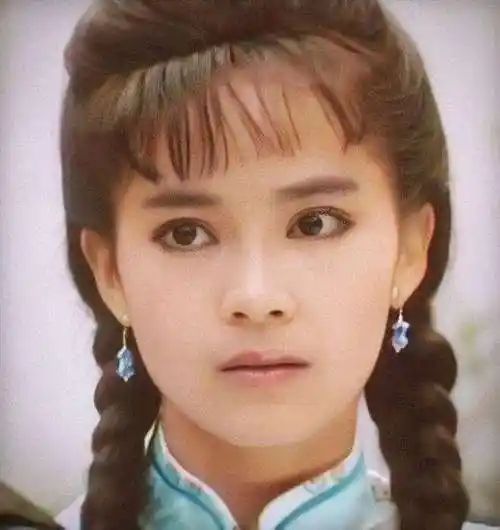 俞小凡古装最美图片整理年轻时的照片惊艳