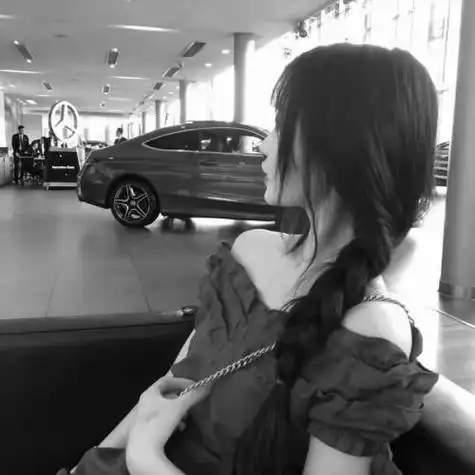 女生头像霸气超拽黑白图片,温柔要留给值得的人-黑白头像