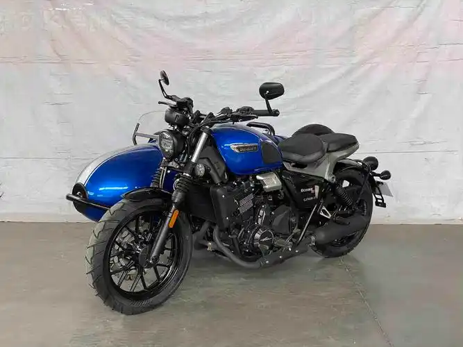 cj700b6长江牌693cc汽油前盘式后盘式边三轮摩托车