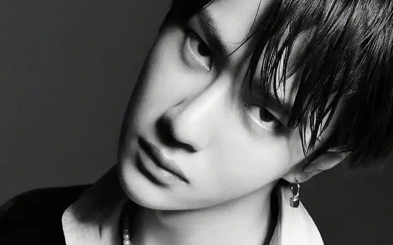 电脑壁纸 明星 大陆明星 王一博复古帅气阳光迷人写真