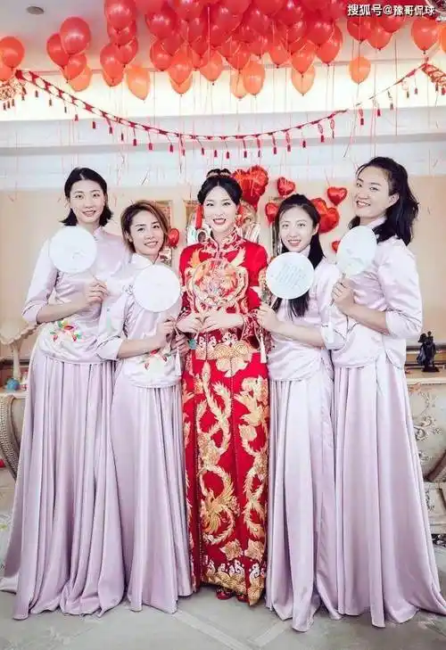 袁心玥迎新身份,朱婷为她开心,退役转型方向曝光_比赛_球迷