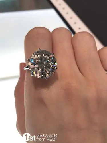 tiffany 15克拉钻戒