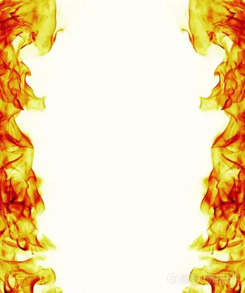 白色背景上燃烧火火焰架