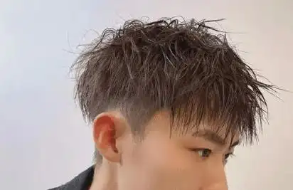 锡纸烫发型图片男生 锡纸烫能保持多久 这样的发型多少钱-第1张图片