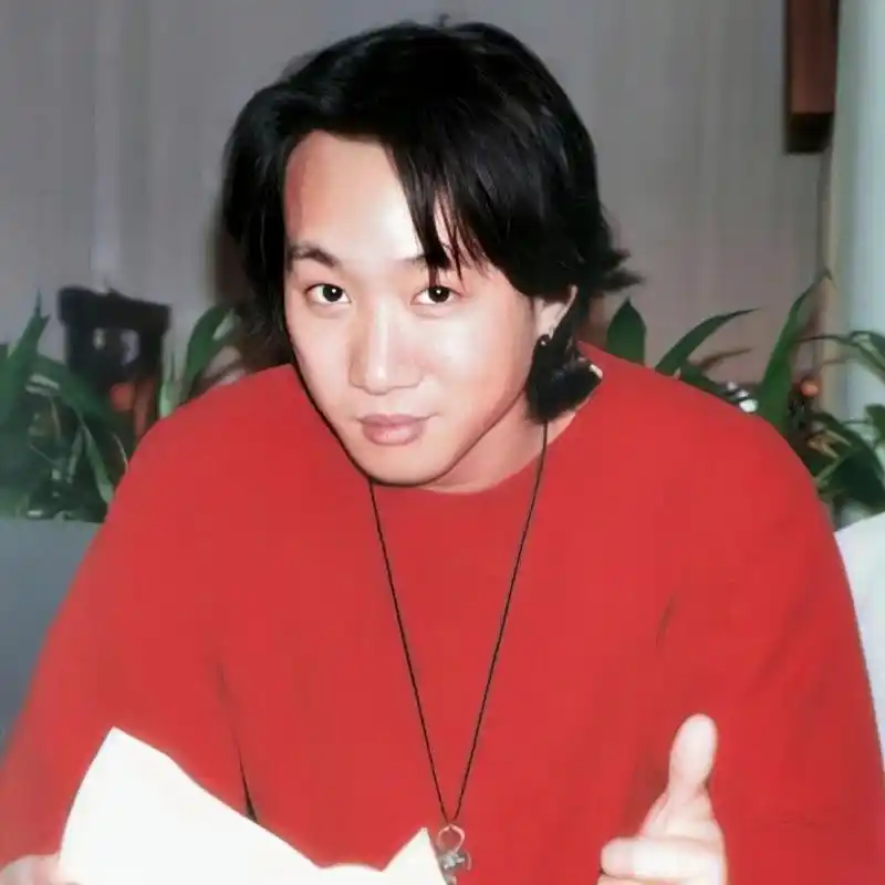 【自修】黄家驹头像 "不管我们走多远,我们总会回到这里"