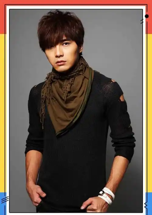 这场风波无疑给贺军翔的个人形象带来了不小的影响.