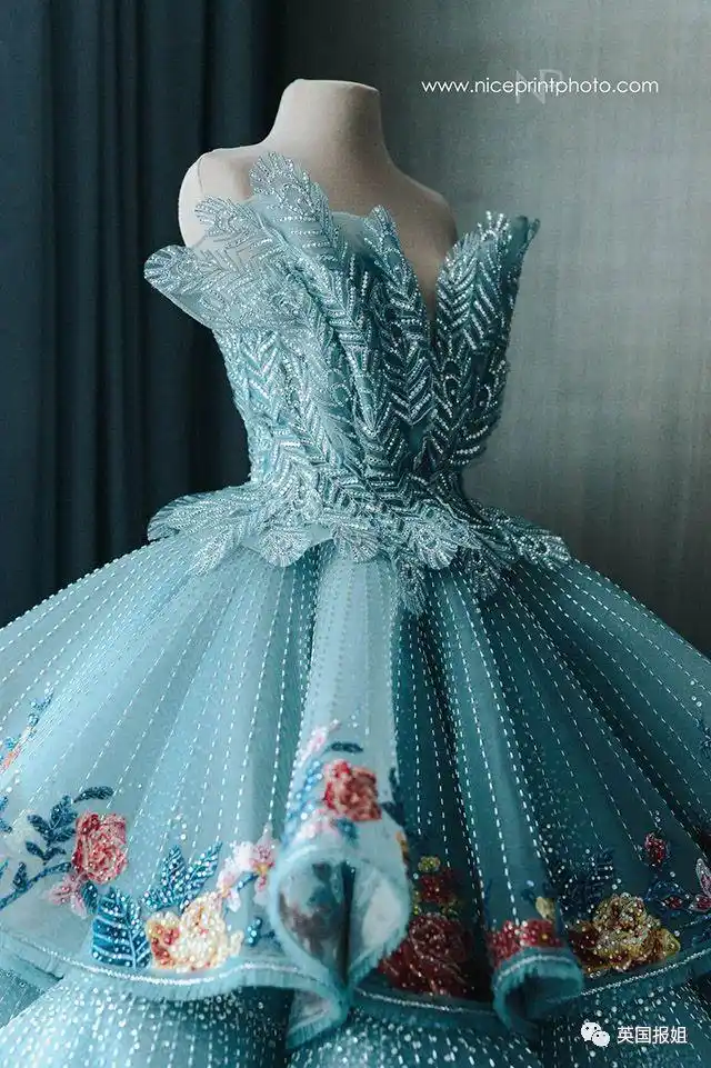 亚洲女高中生成人礼震惊欧美网友:有钱真的可以为所欲为?