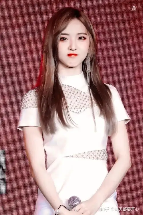 在the9硬糖少女303火箭少女101中选七个出道你会选谁