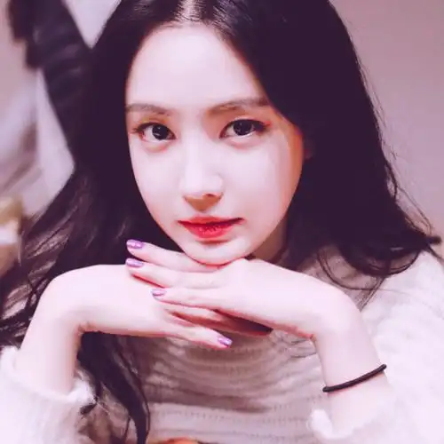 apink 朴初珑 头像/by奶糖泡芙