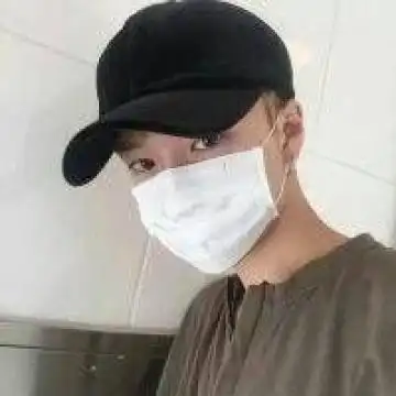 帽子口罩系咯～,男生头像图片-回车桌面