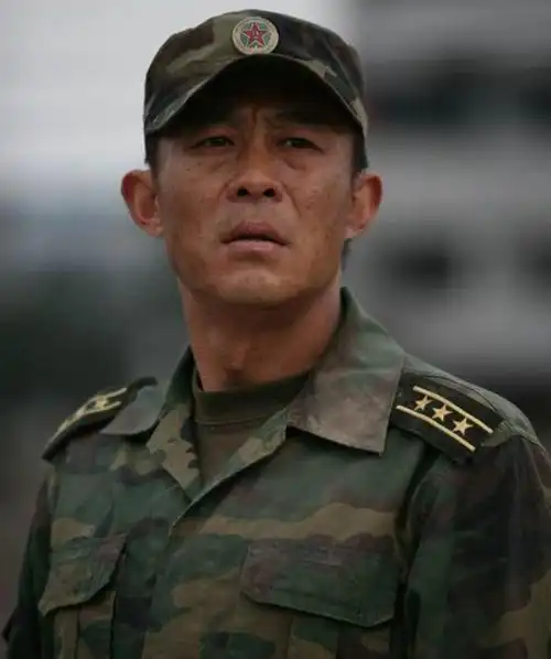 最像军人的7位男演员,一身正气不说,演技还顶呱呱