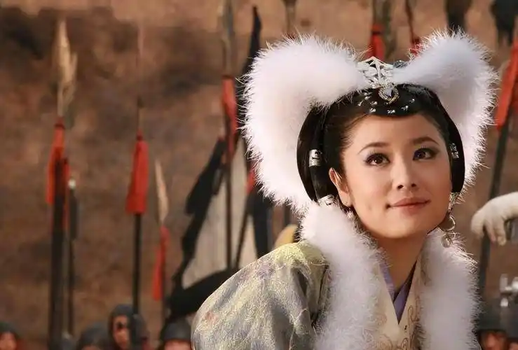 新版《封神榜》妲己曝光,撞脸多位女星惹争议_娜然_形象_电影