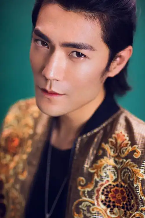 季晨时尚运动潮流帅气写真图片,季晨图片-第6图