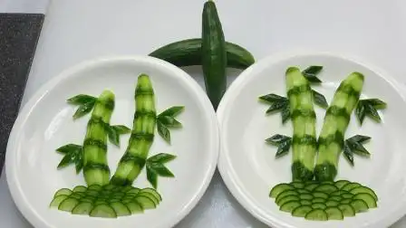 黄瓜做的竹子创意摆盘, 十年老厨师的刀工