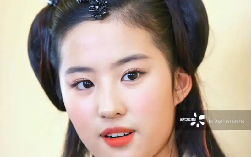 刘亦菲赵灵儿仙剑奇侠传剧照